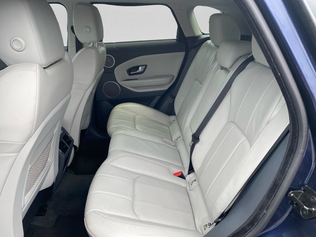Used 2017 Land Rover Range Rover Evoque SE AWD/4WD image 23