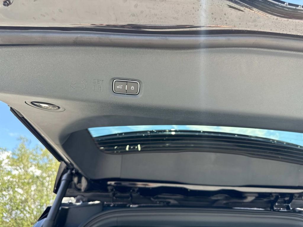 New 2025 Lincoln Navigator L Reserve w/ Jet Appearance Package image 12