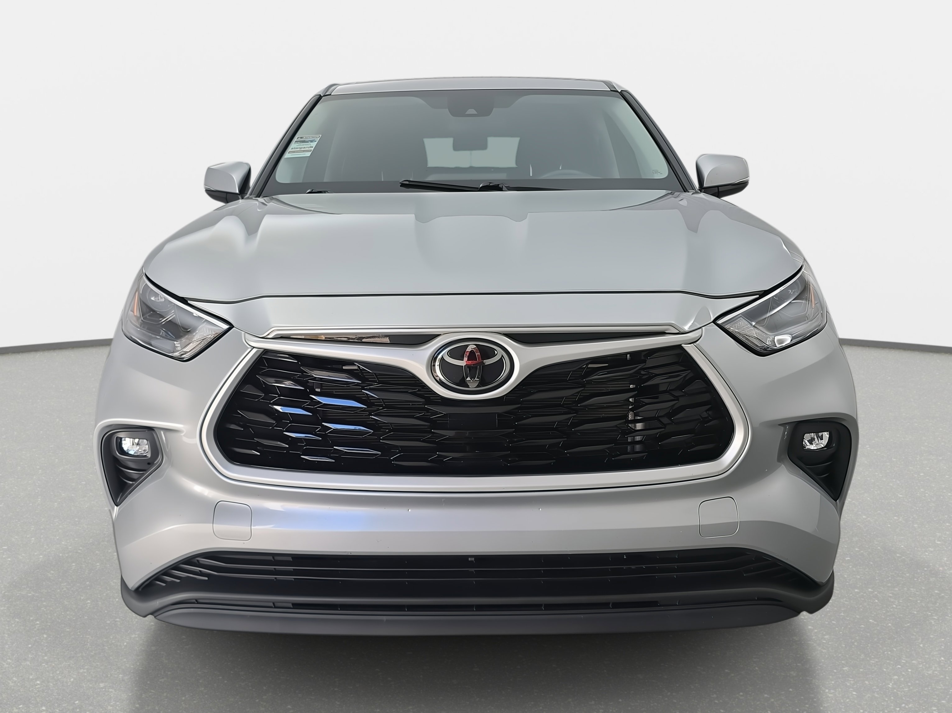 Used 2023 Toyota Highlander L image 8