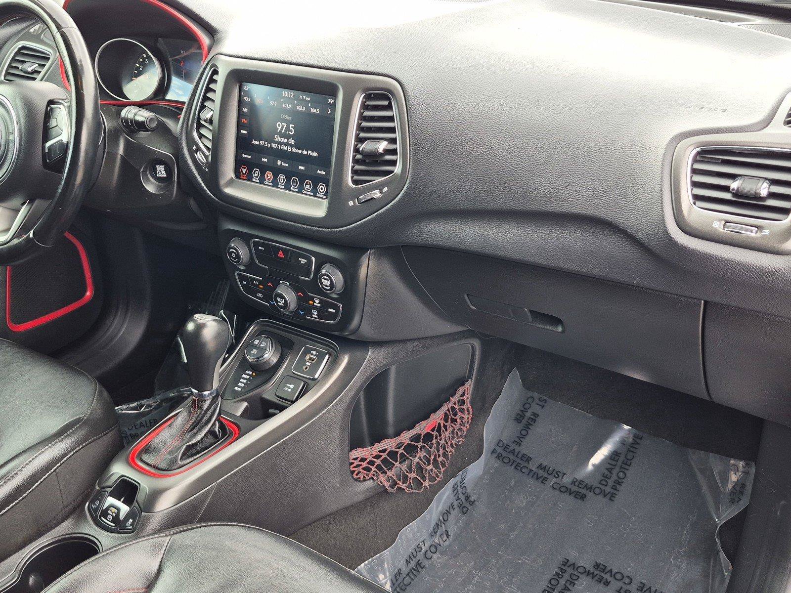 Used 2020 Jeep Compass Trailhawk AWD/4WD image 11