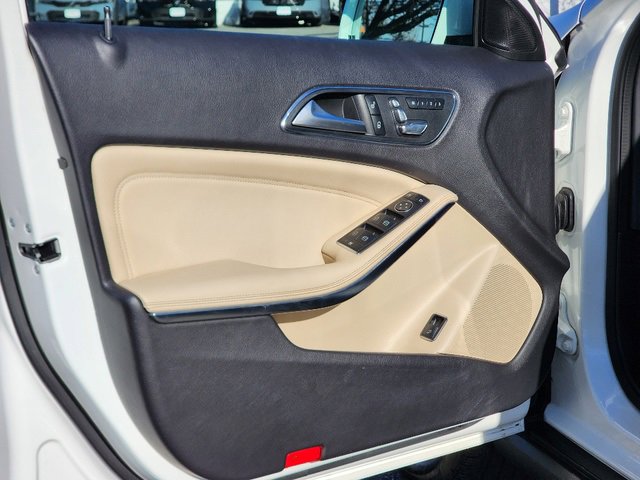 Used 2019 Mercedes-Benz GLA 250 4MATIC image 19