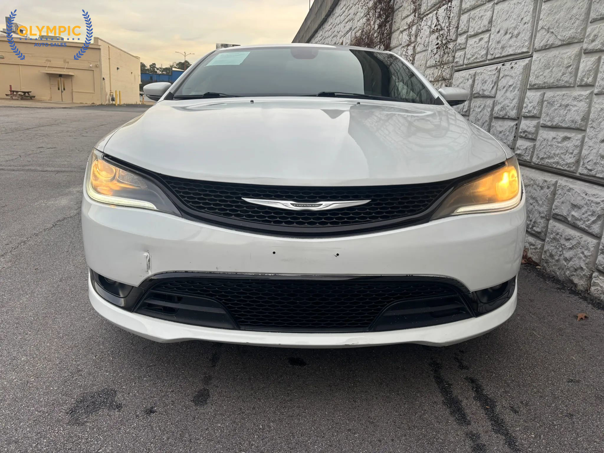 Used 2015 Chrysler 200 S image 16
