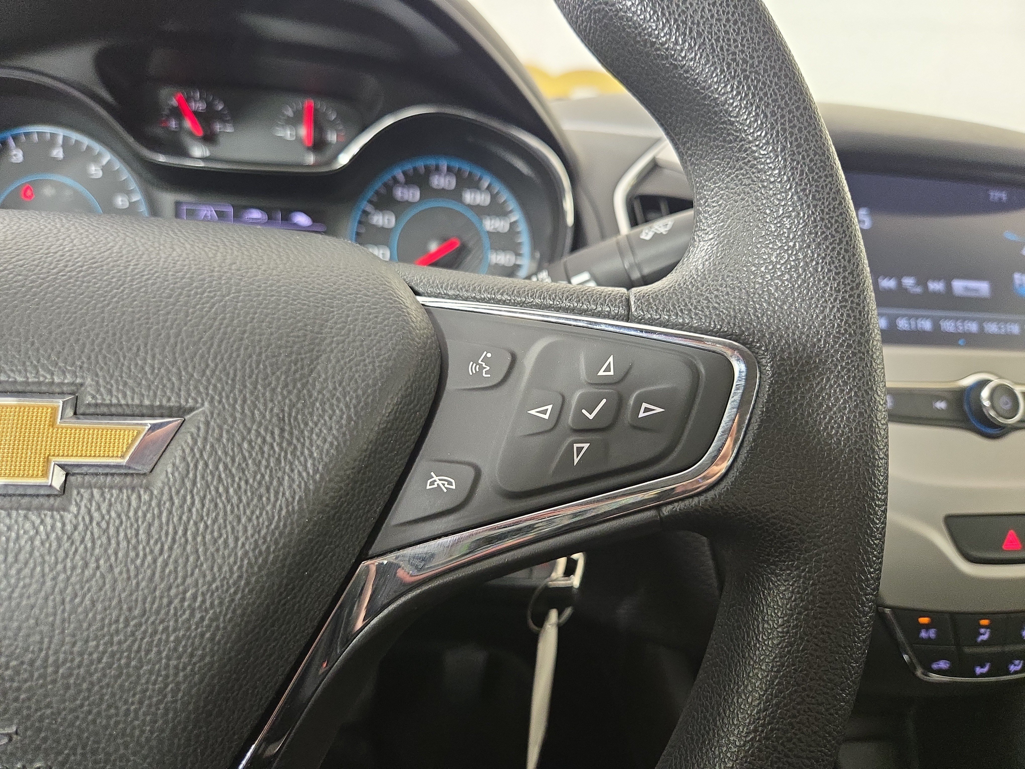 Used 2018 Chevrolet Cruze LS w/ LS Fleet Convenience Package FWD image 16