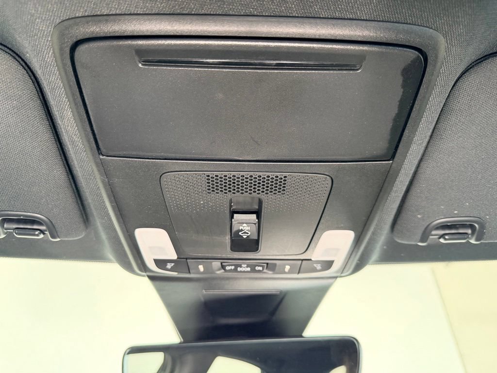 Used 2022 Honda Civic Sport Touring image 11