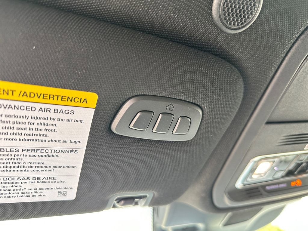 Used 2023 Lincoln Aviator Reserve w/ Equipment Group 201A image 22