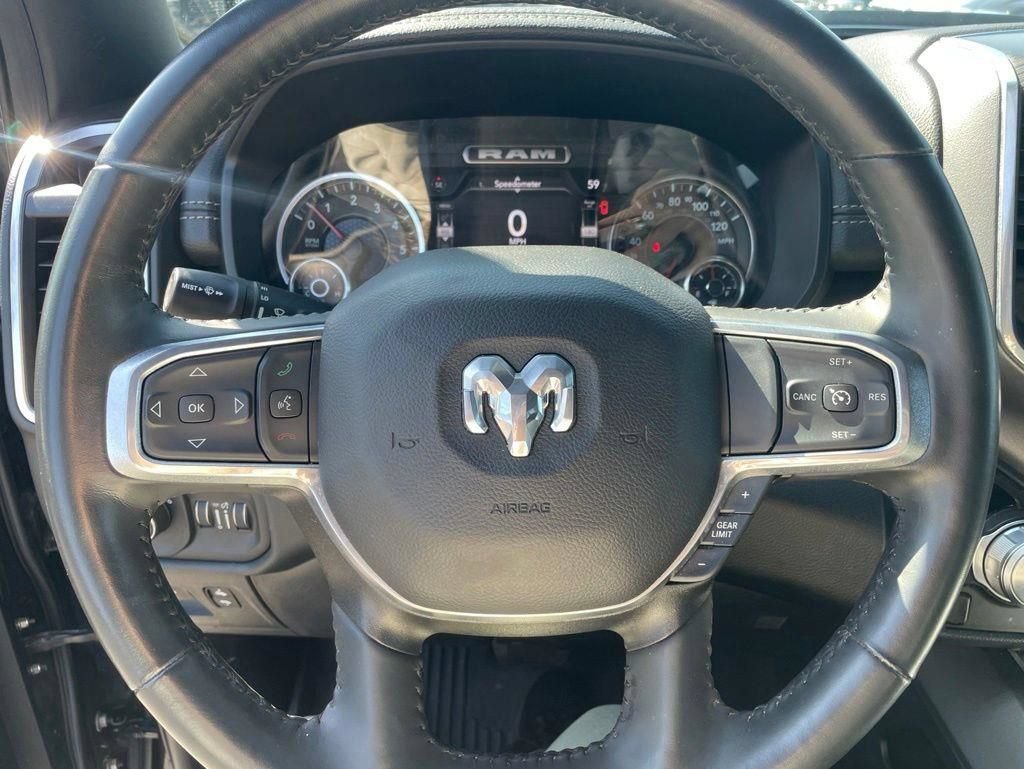 Used 2023 RAM 1500 Laramie AWD/4WD image 21