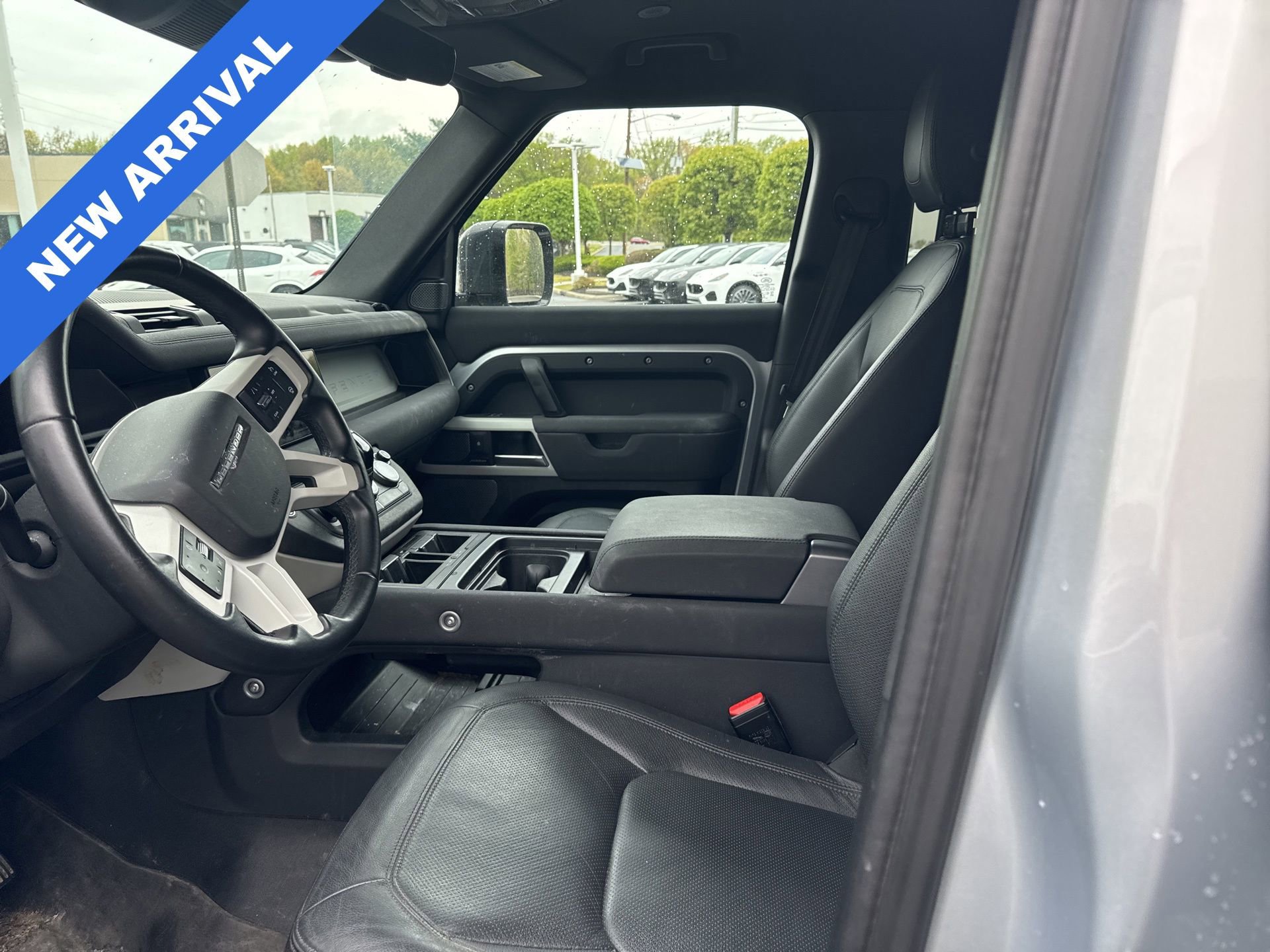 Used 2023 Land Rover Defender 110 S AWD/4WD image 6