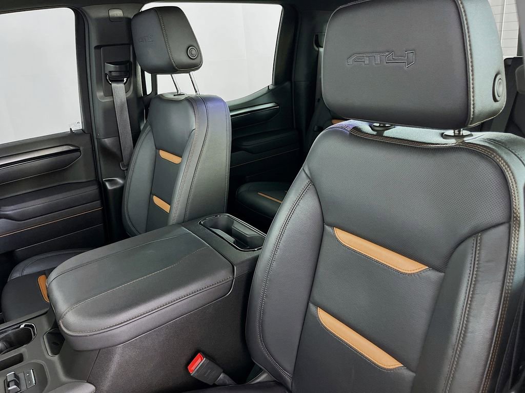 Used 2025 GMC Sierra 1500 AT4 w/ AT4 Premium Package AWD/4WD image 24