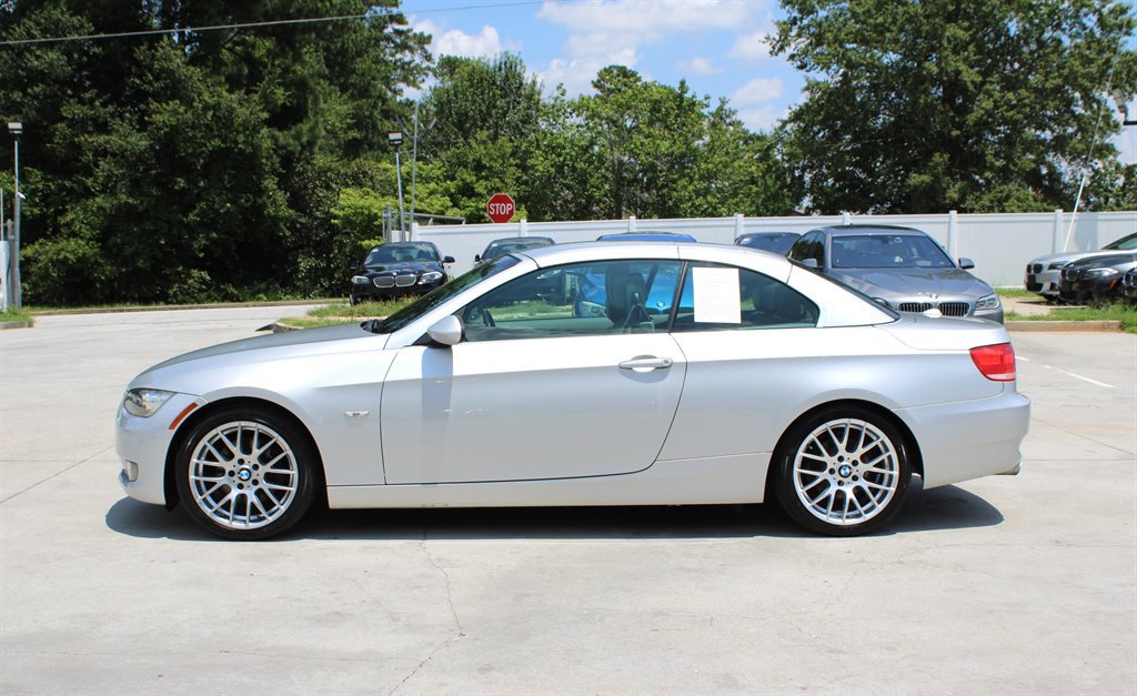 Used 2009 BMW 328i Convertible image 7