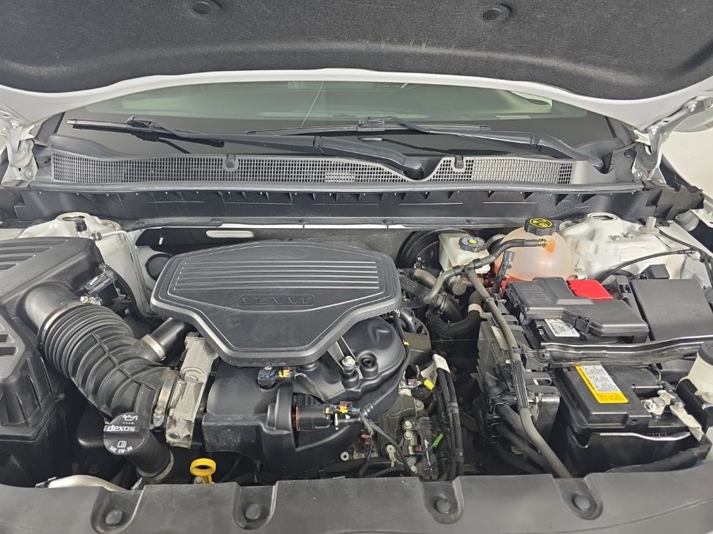 Used 2023 Chevrolet Blazer Premier image 9