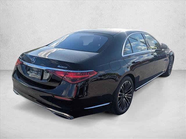 New 2025 Mercedes-Benz S 580e 4MATIC Sedan image 2
