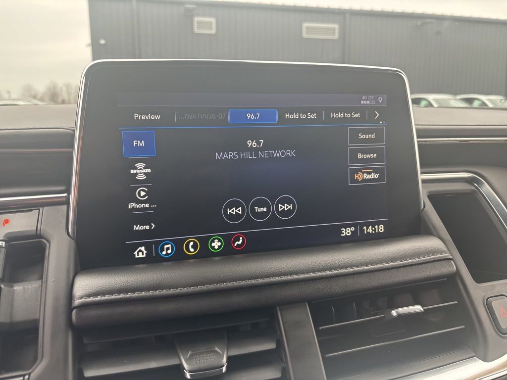 Used 2021 GMC Yukon XL SLE image 13