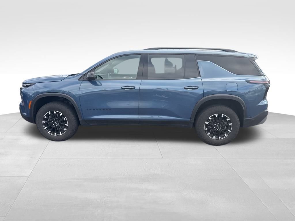 Used 2024 Chevrolet Traverse Z71 w/ Enhanced Driving Package image 2