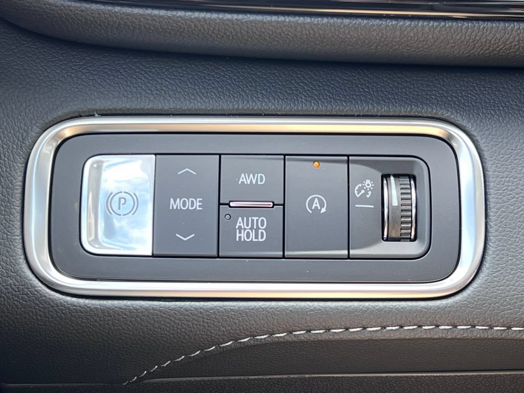 New 2026 Buick Enclave Avenir w/ Super Cruise Package AWD/4WD image 18