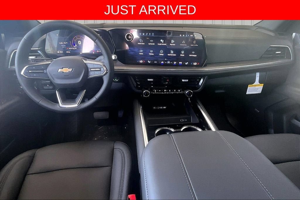 New 2026 Chevrolet Suburban LT w/ Comfort Package AWD/4WD image 2