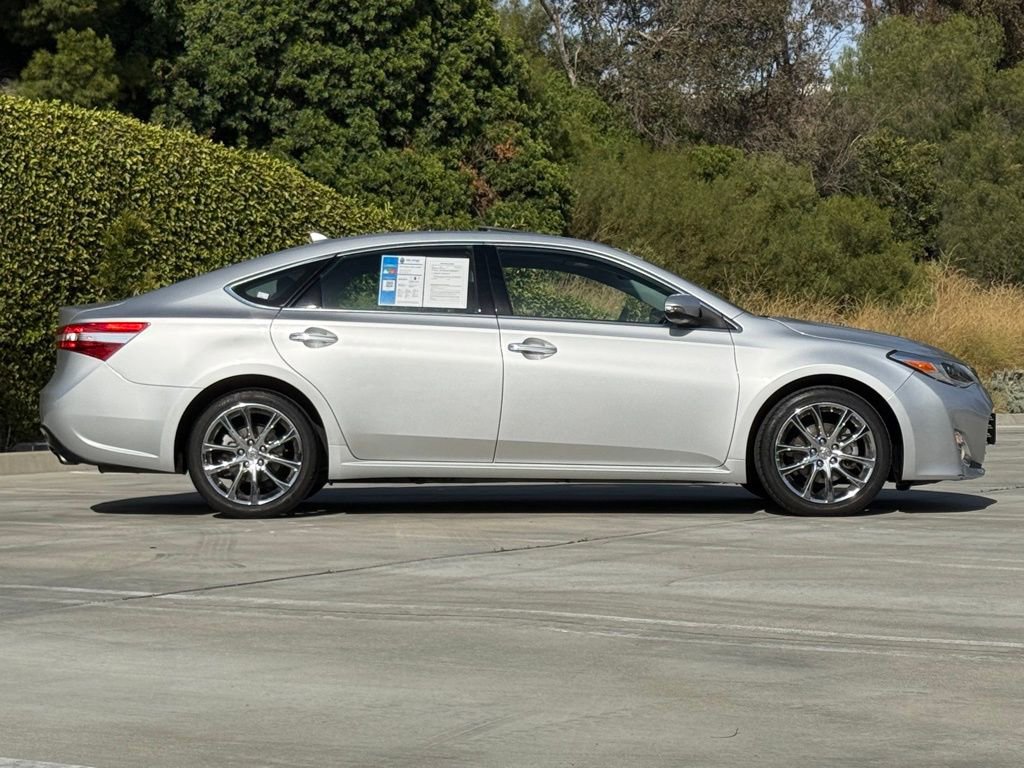 Used 2014 Toyota Avalon Limited image 10