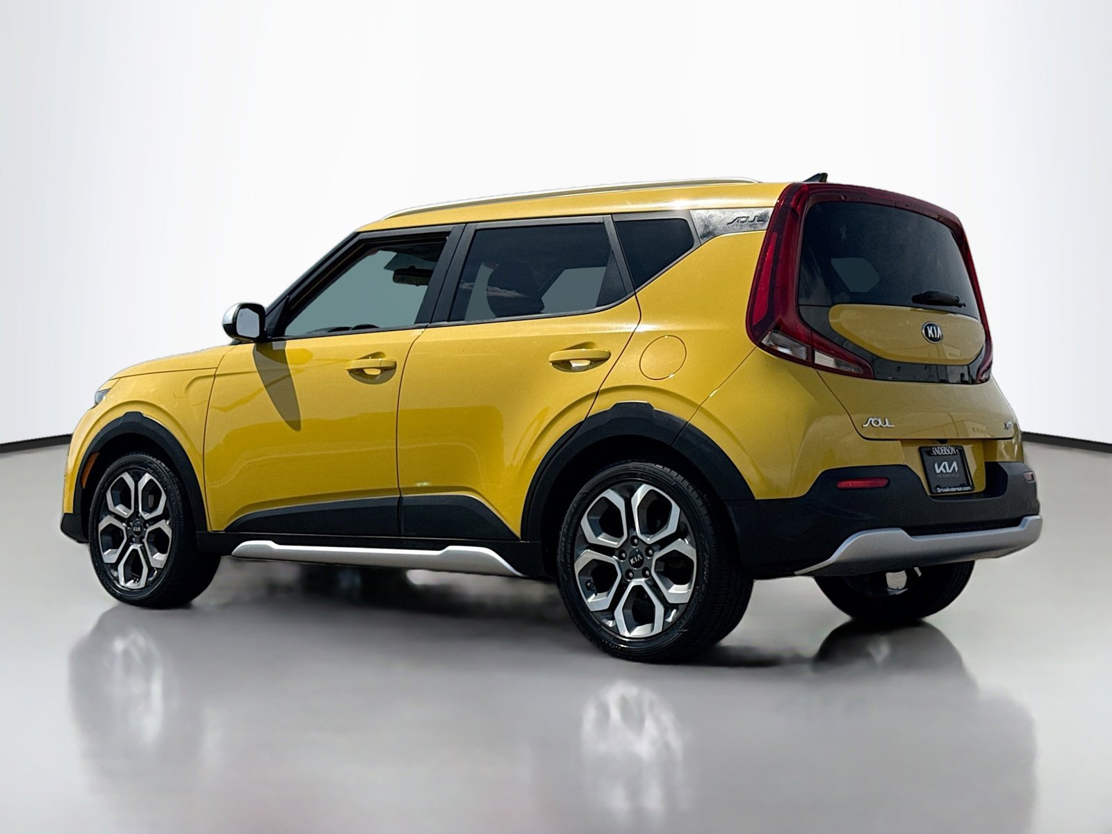 Used 2020 Kia Soul X-Line FWD image 14