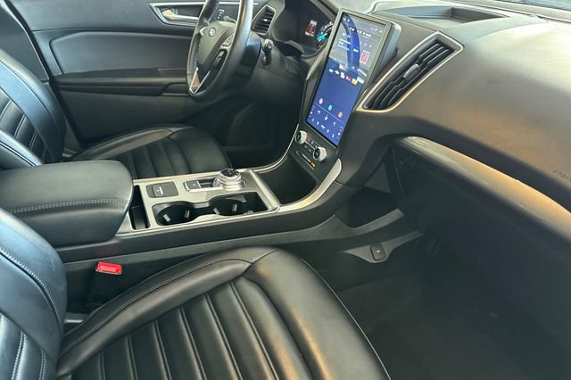 Used 2024 Ford Edge SEL image 19