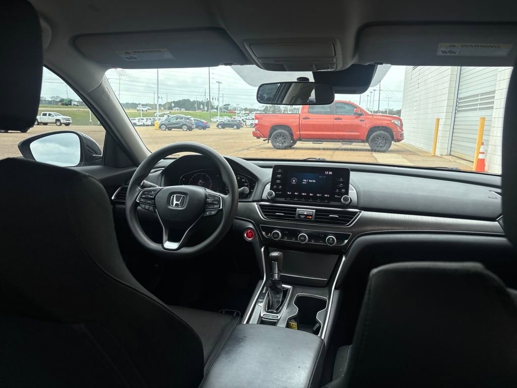 Used 2018 Honda Accord LX image 26
