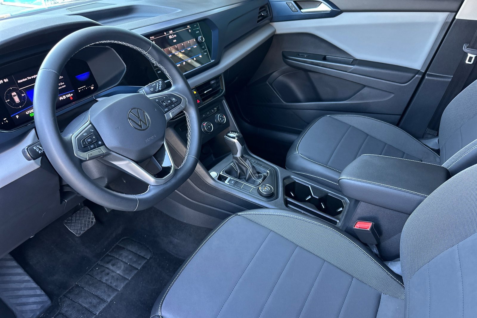 Used 2022 Volkswagen Taos SE image 10