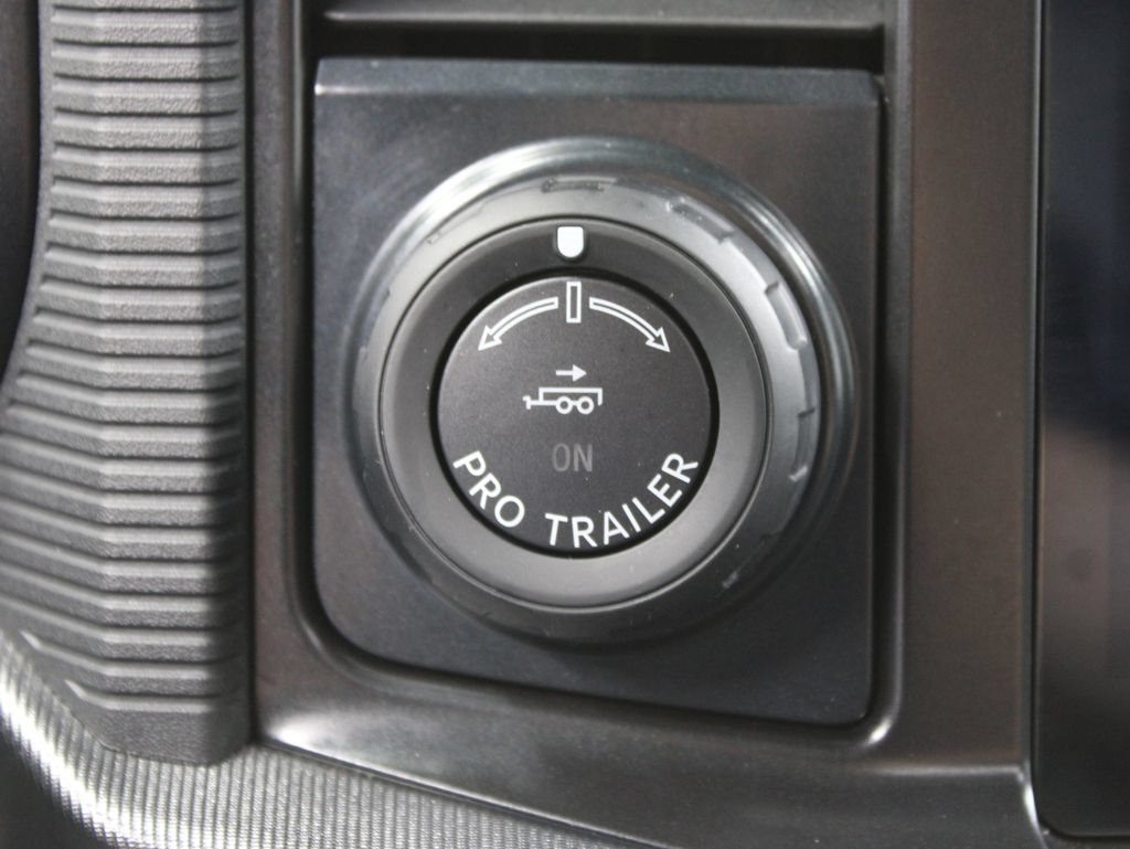 Used 2025 Ford F150 Lariat w/ Equipment Group 502A High AWD/4WD image 69