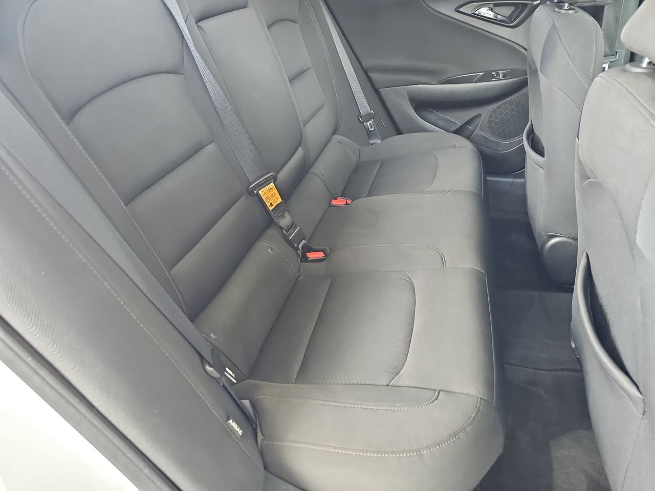 Used 2019 Chevrolet Malibu LT FWD image 16