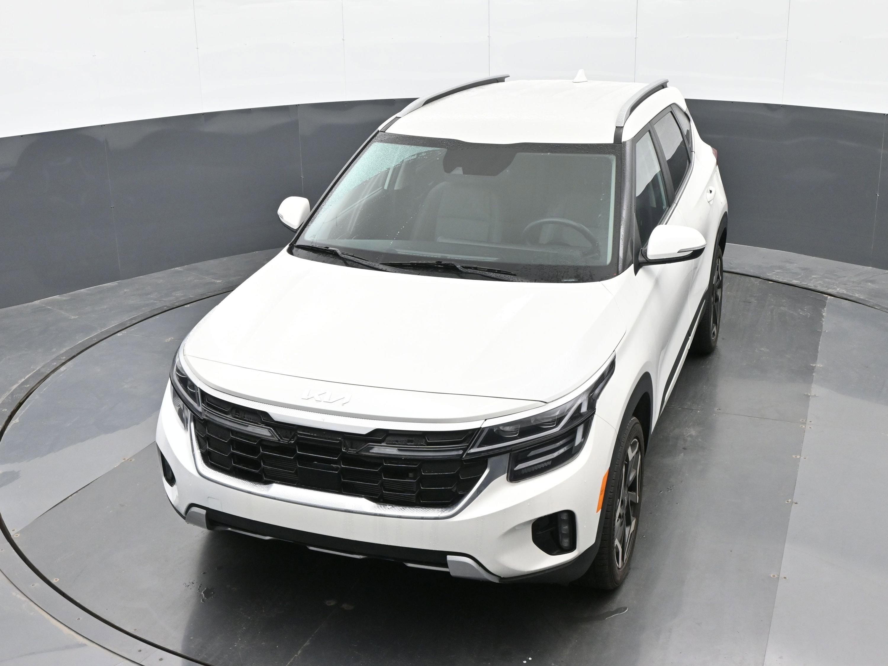 Used 2024 Kia Seltos SX image 35