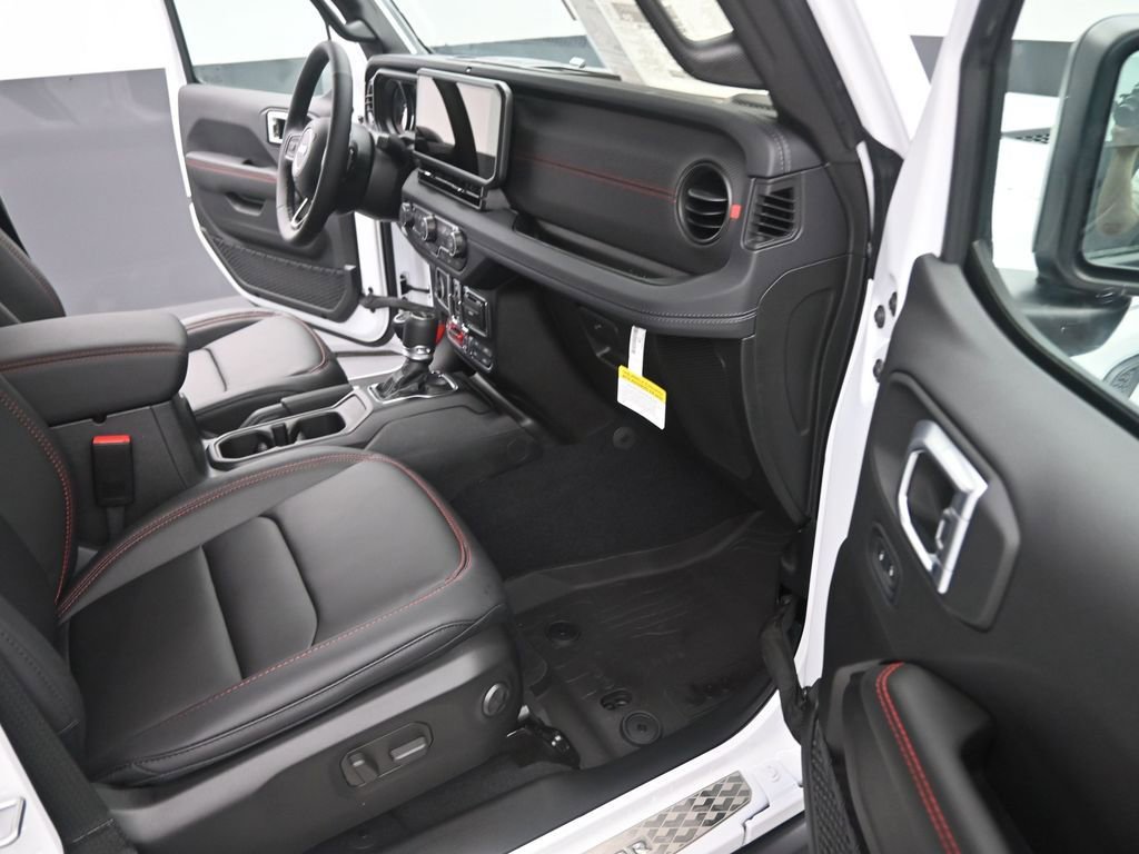 New 2026 Jeep Gladiator Rubicon w/ Safety Group image 17