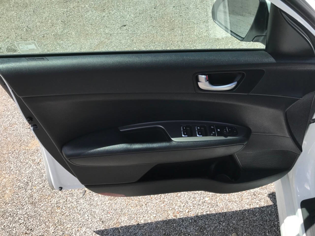 Used 2020 Kia Optima LX image 6