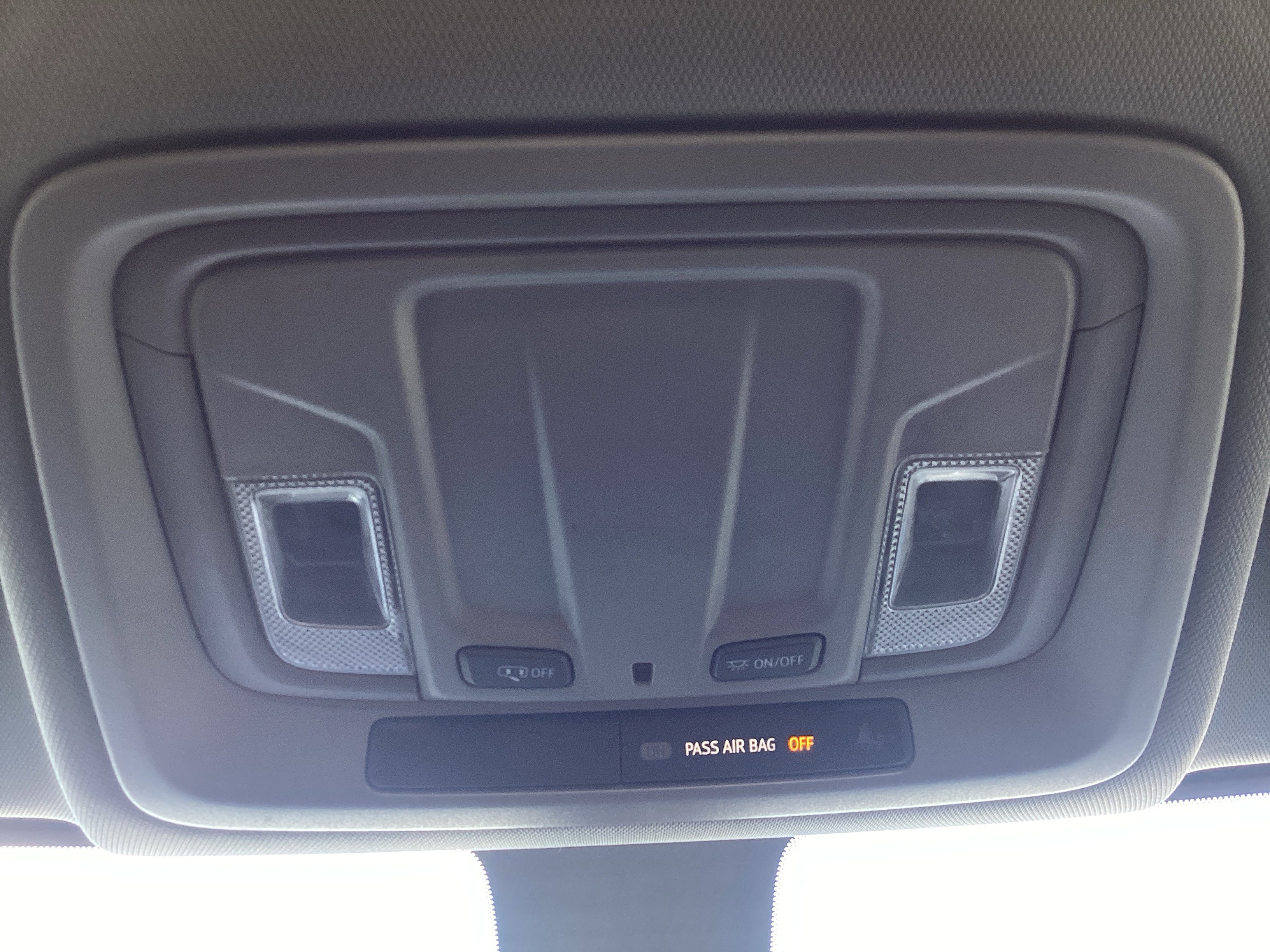 Used 2021 Chevrolet Silverado 2500 Custom w/ Custom Convenience Package image 19