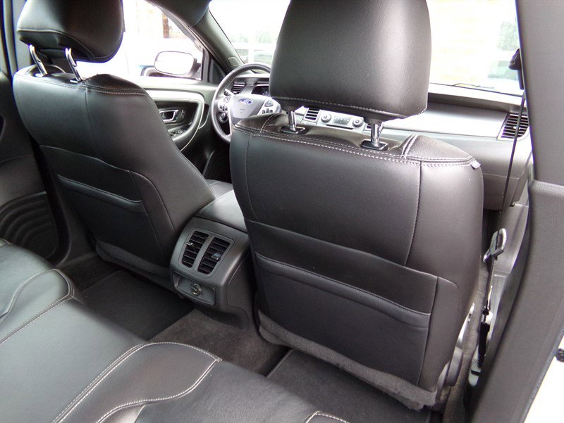 Used 2016 Ford Taurus SEL image 26
