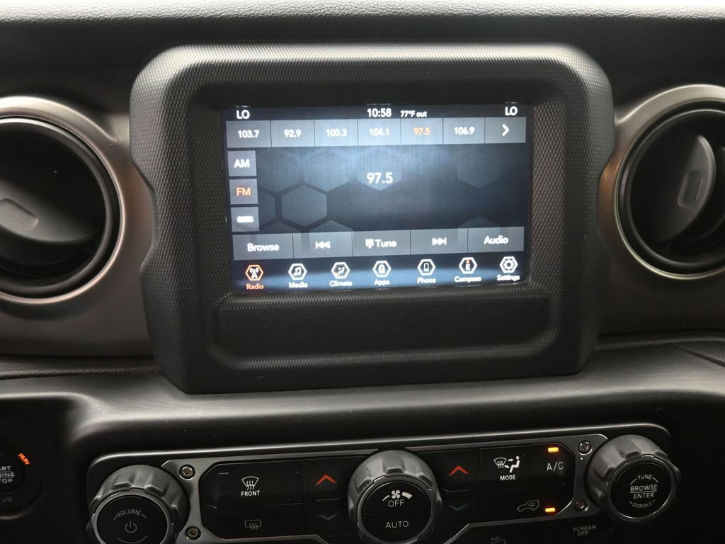 Used 2020 Jeep Gladiator Sport w/ Quick Order Package 24S image 4