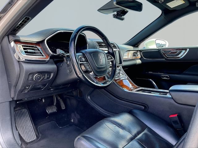 Used 2018 Lincoln Continental Select w/ Continental Climate Package AWD/4WD image 8