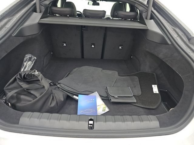Certified 2025 BMW i4 eDrive40 RWD image 15