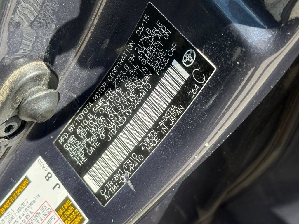 Used 2015 Toyota Prius Three FWD image 31