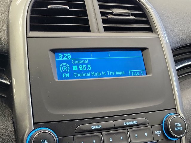 Used 2015 Chevrolet Malibu LS FWD image 19