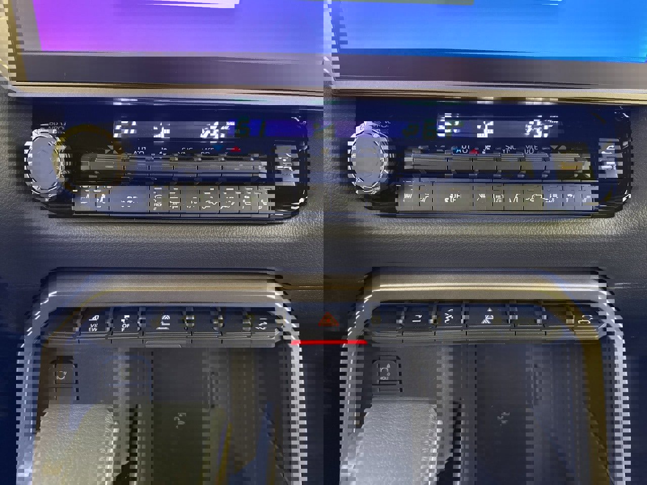 Used 2025 Toyota Tundra Limited image 30