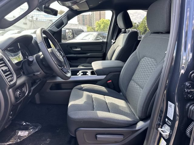 New 2026 RAM 1500 Express AWD/4WD image 9