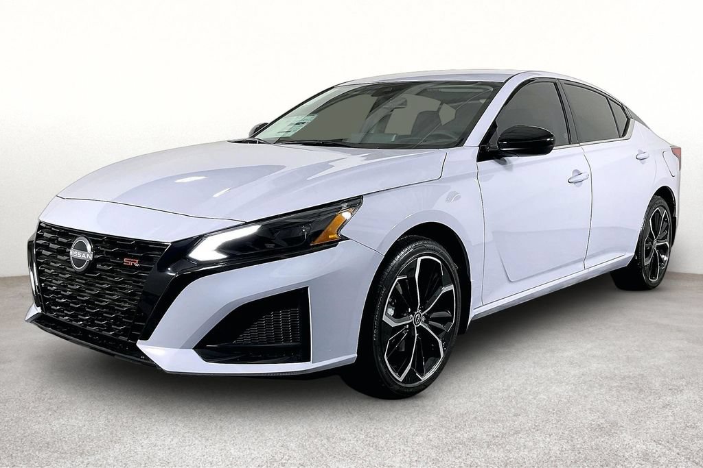 New 2026 Nissan Altima 2.5 SR AWD/4WD image 4