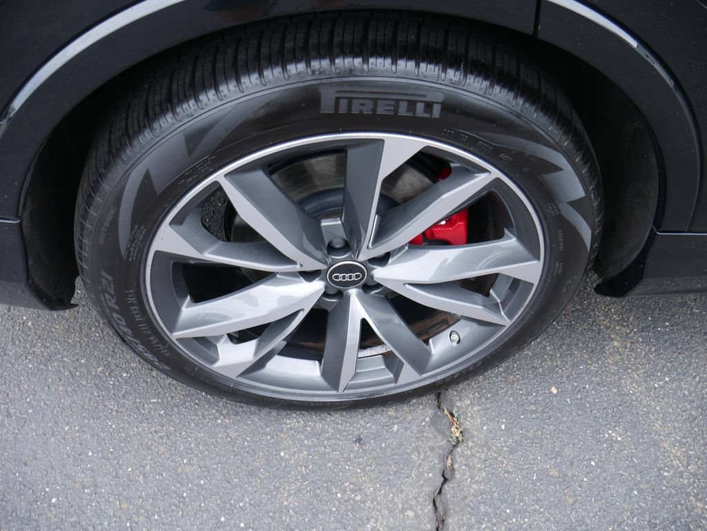 Certified 2023 Audi SQ7 Prestige w/ Prestige Package AWD/4WD image 17