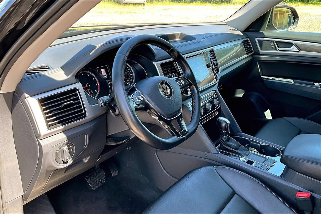 Used 2018 Volkswagen Atlas SEL FWD image 18