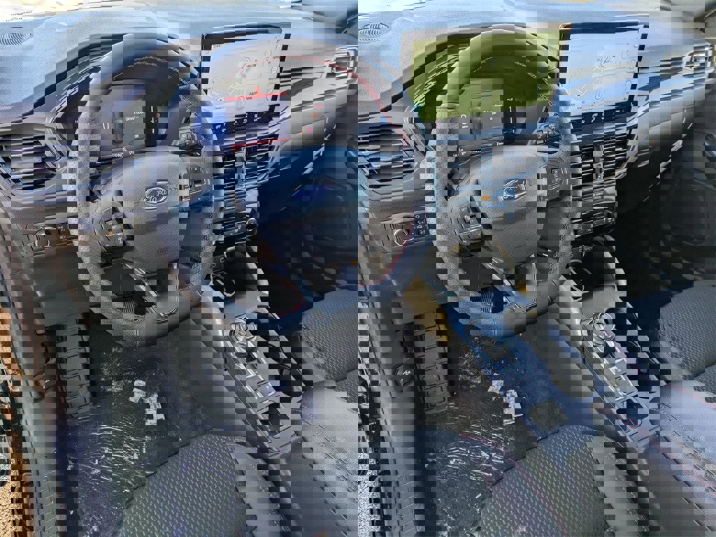 New 2026 Ford Escape ST-Line w/ Tech Pack #1 image 10