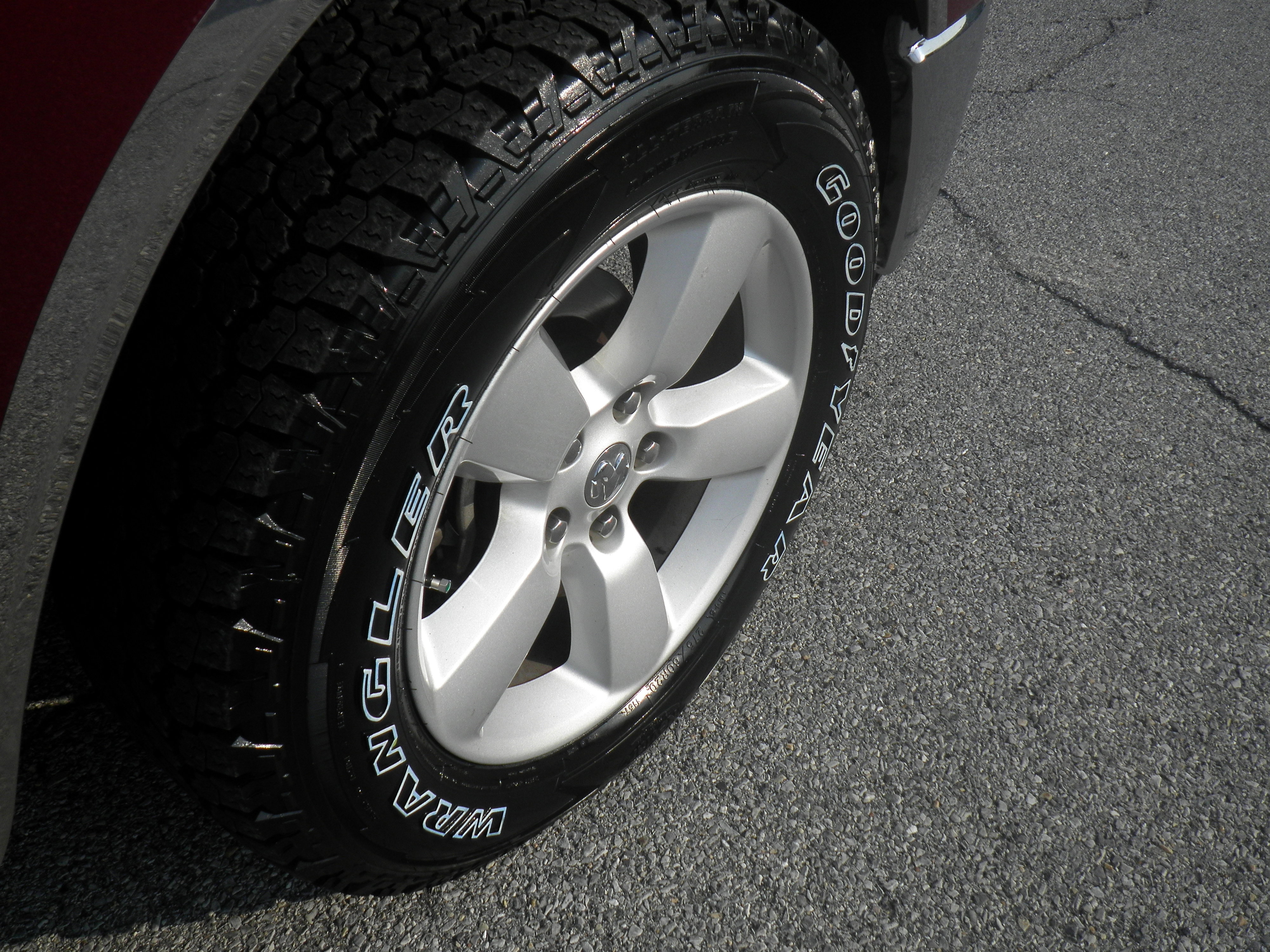 Used 2021 RAM 1500 Tradesman w/ Tradesman SXT Package image 9