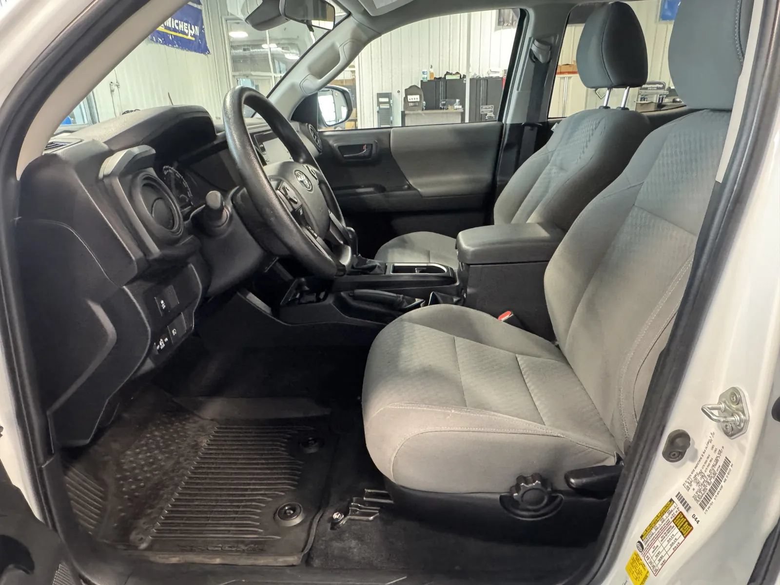 Used 2023 Toyota Tacoma SR AWD/4WD image 11