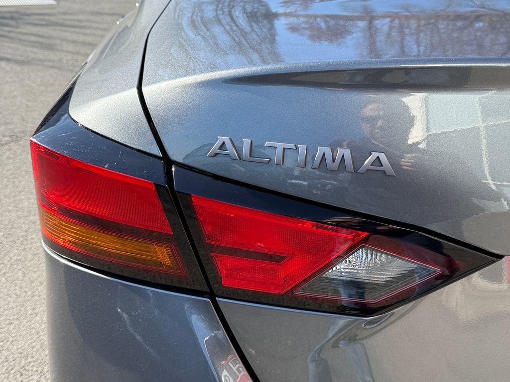Used 2023 Nissan Altima 2.5 SR AWD/4WD image 30