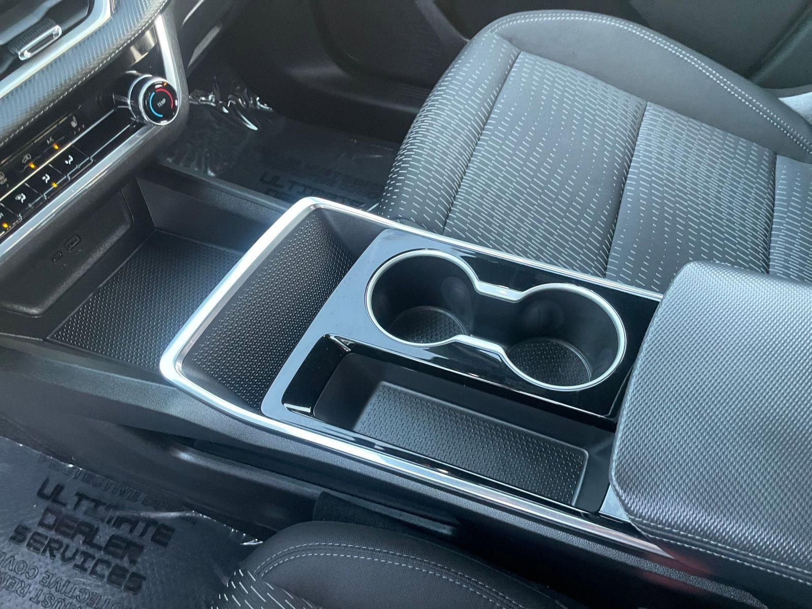 Used 2025 Chevrolet Equinox LT image 41