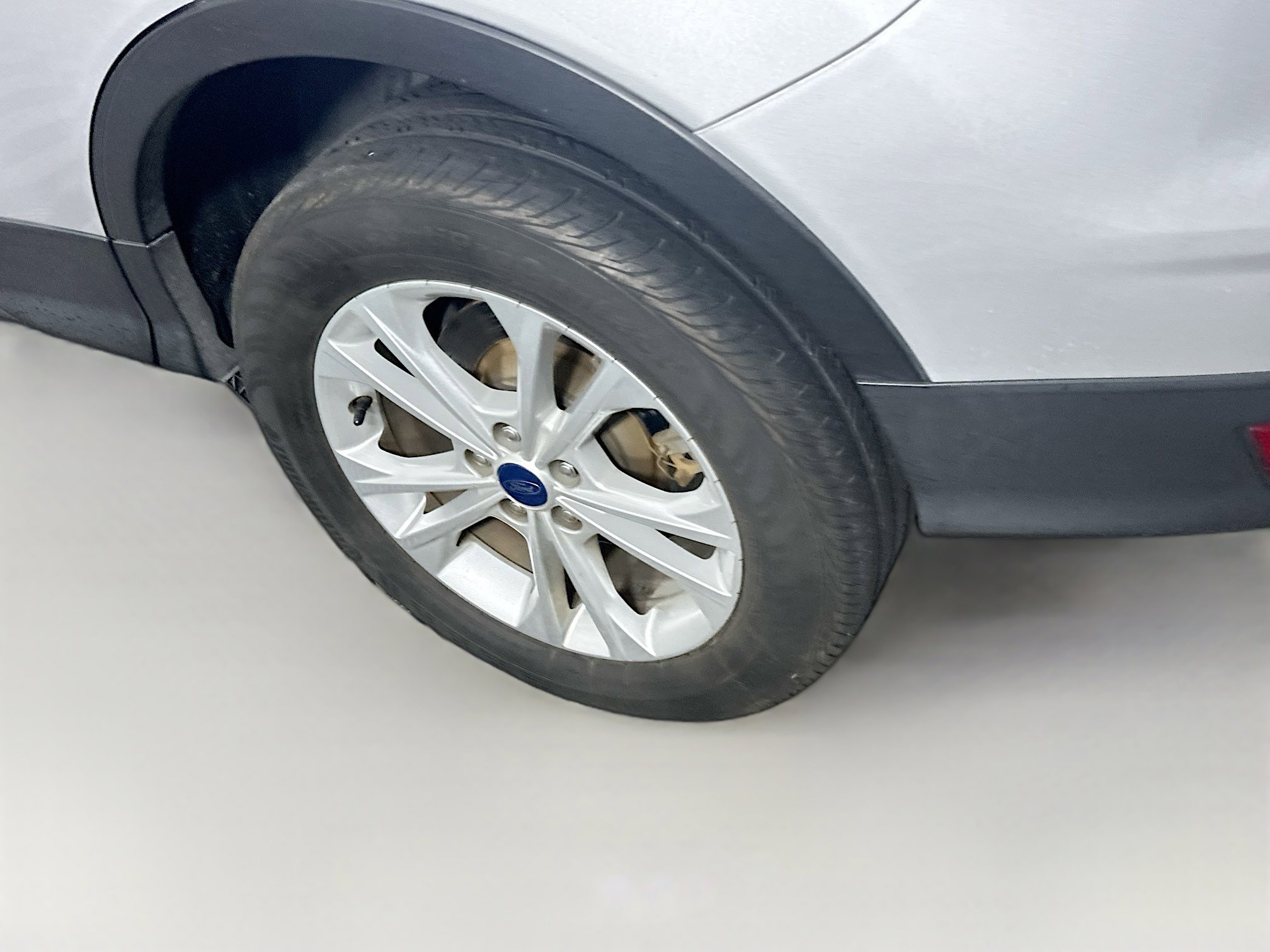 Used 2019 Ford Escape SEL image 11