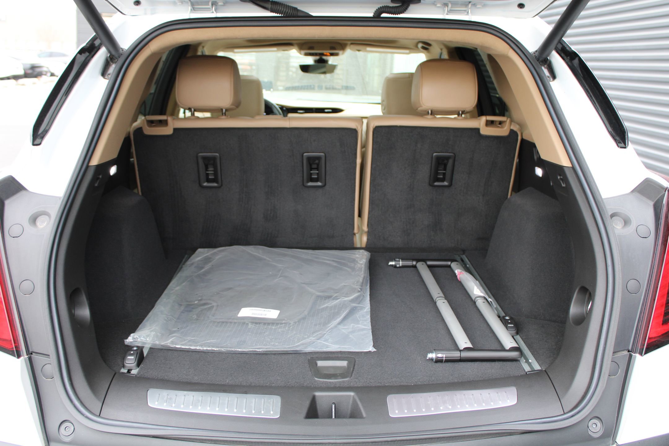 Used 2023 Cadillac XT5 Premium Luxury w/ Platinum Package image 29