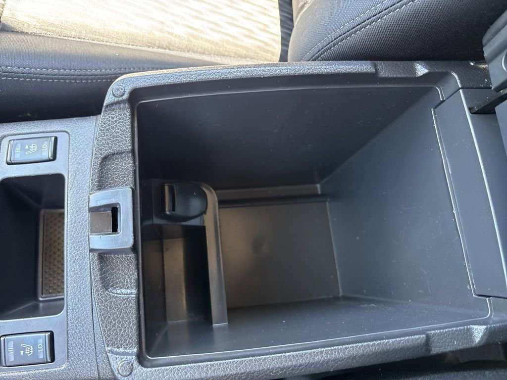 Used 2017 Nissan Rogue SV image 36