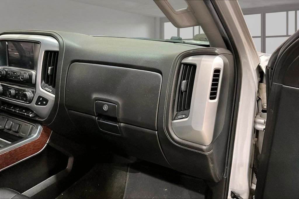 Used 2018 GMC Sierra 1500 SLT w/ SLT Premium Package AWD/4WD image 16